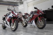 Honda CBR1000RR Fireblad [.]