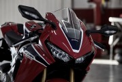 Honda CBR1000RR Fireblad [.]