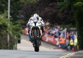 Michael Dunlop Nr6 auf BMW S1000RR