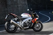 Aprilia Tuono V4 1100 20 [.]