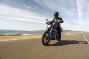BMW G310R Roadster Actio [.]