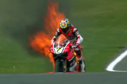Chaz Davies Ducati brennt ab