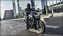 Ducati Diavel Carbon vor [.]