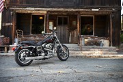 Harley-Davidson Low Ride [.]