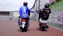 Masaru Abe 500km Wheelie [.]