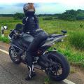 Monika in Leder auf Moto [.]