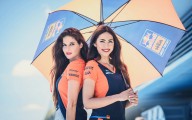 MotoGP Gridgirls und Pad [.]