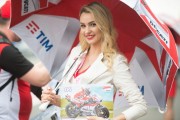 MotoGP Gridgirls und Pad [.]