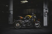 MV Agusta Dragster 800 R [.]