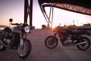 Thruxton und Bonneville T120