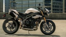 Triumph Street Triple S  [.]