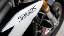 Triumph Street Triple S  [.]