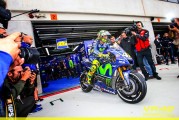 Valentino Rossi 2017 Ara [.]