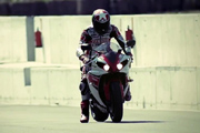 Yamaha YZF-R1 limited Edition Spot