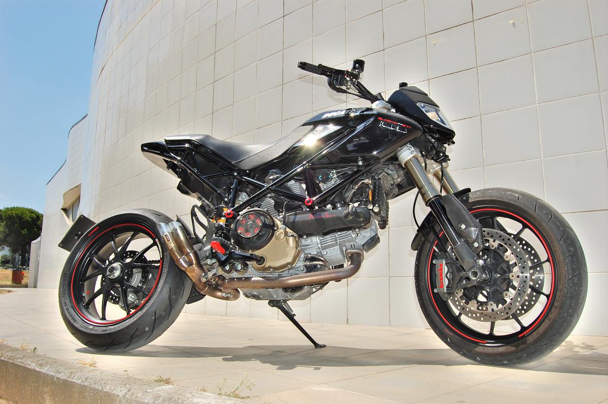 2011 Hypermotard Nero Special Black