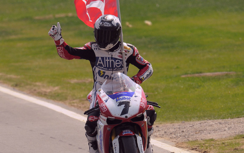 2011 Ducati 300 Siege mit Carlos Checa