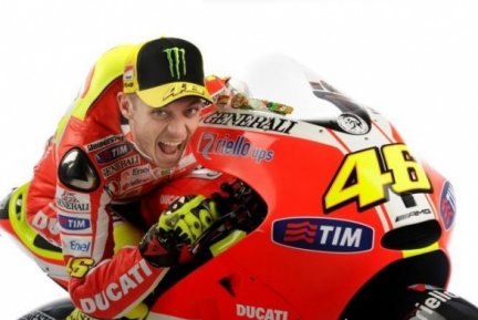 Valentino auf Desmosedici GP11