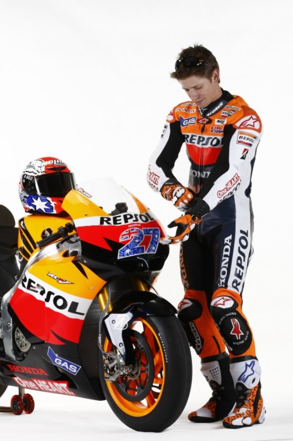 2011 Casey Stoner und RC212V in neuen Farben