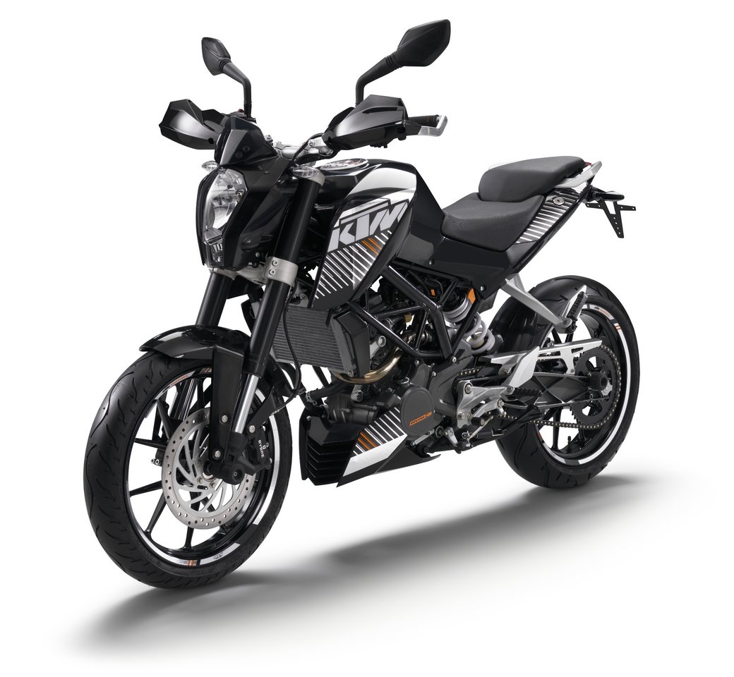 KTM 125 Duke mit Power Parts