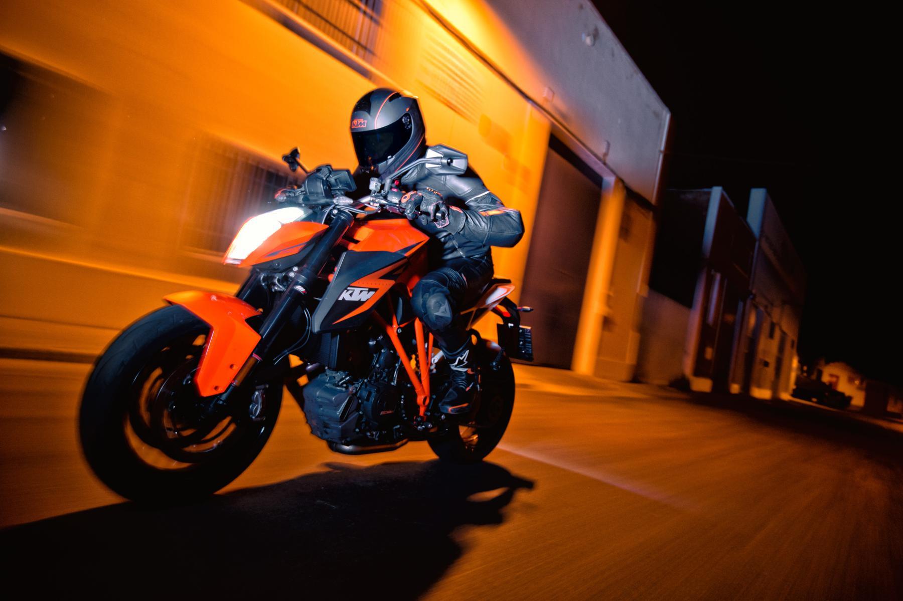 KTM Super Duke 1290 R