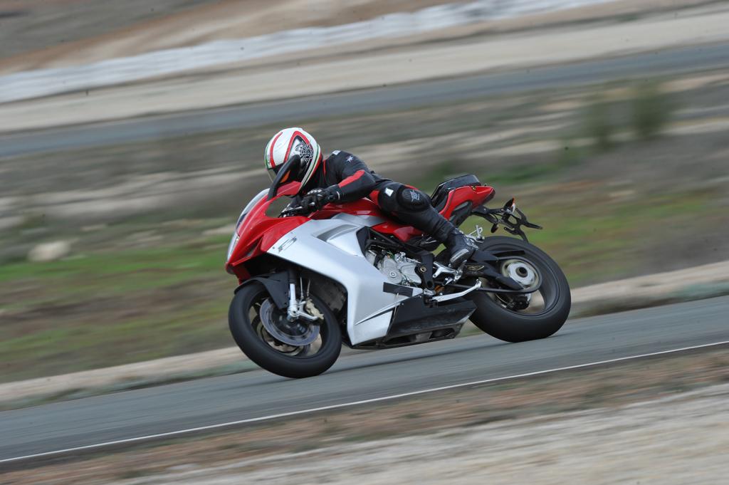 2011 MV Agusta F3 bei Testfahrt