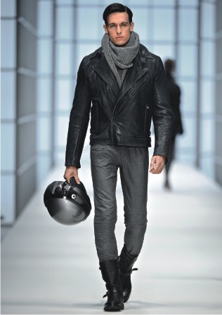 2010 Hugo Boss Black Edition Jethelm