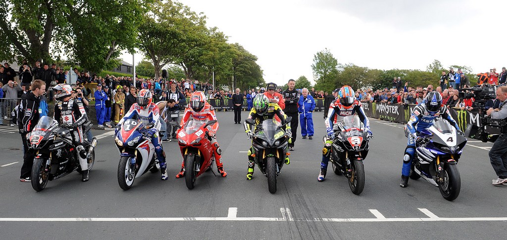2011 Isle of Man X-Lite Man of Honour mit Doohan, Hayden, Crutchlow;Brooks und Hutchinson