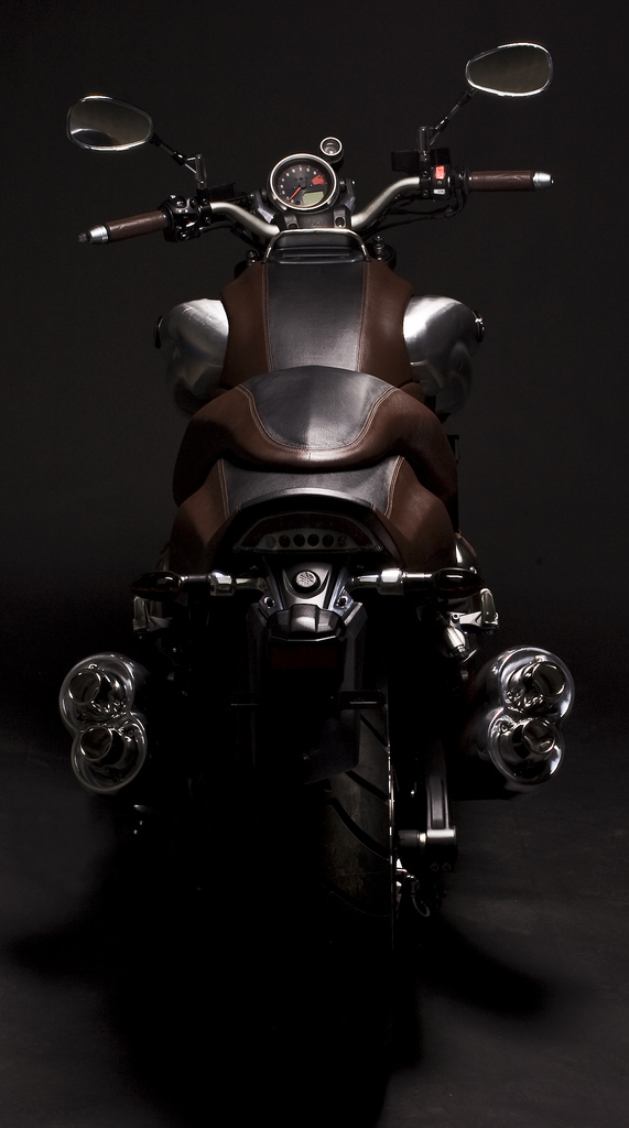 Yamaha VMax mit Lederbezug