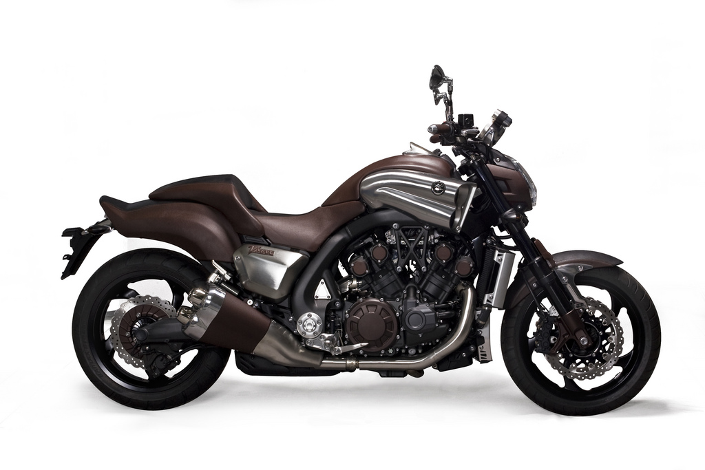 Yamaha VMax mit Lederbezug