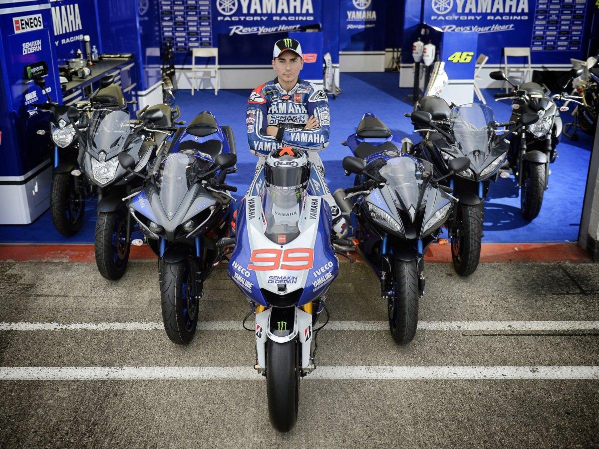 2014 Yamaha Race Blu Serie mit Jorge Lorenzo