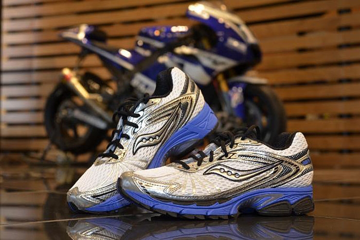 Kooperation von Yamaha MotoGP Werksteam und Saucony