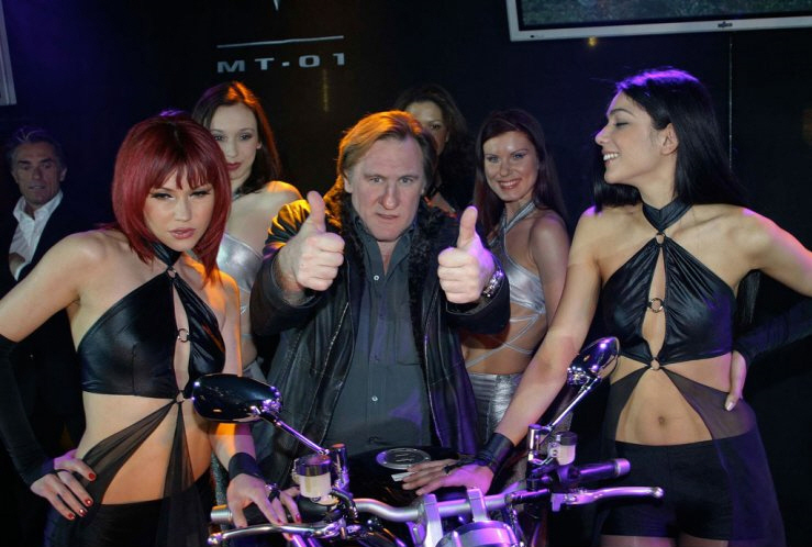 Yamaha Store Gerard Depardieu