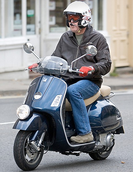 Jeremy Clarkson Vespa GTV