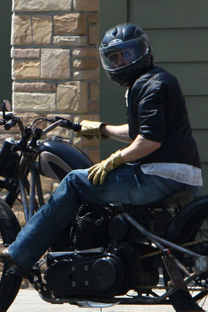 Brad Pitt cruisen in LA