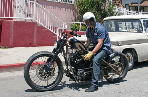 Paparazzi hilft Brad Pitt 