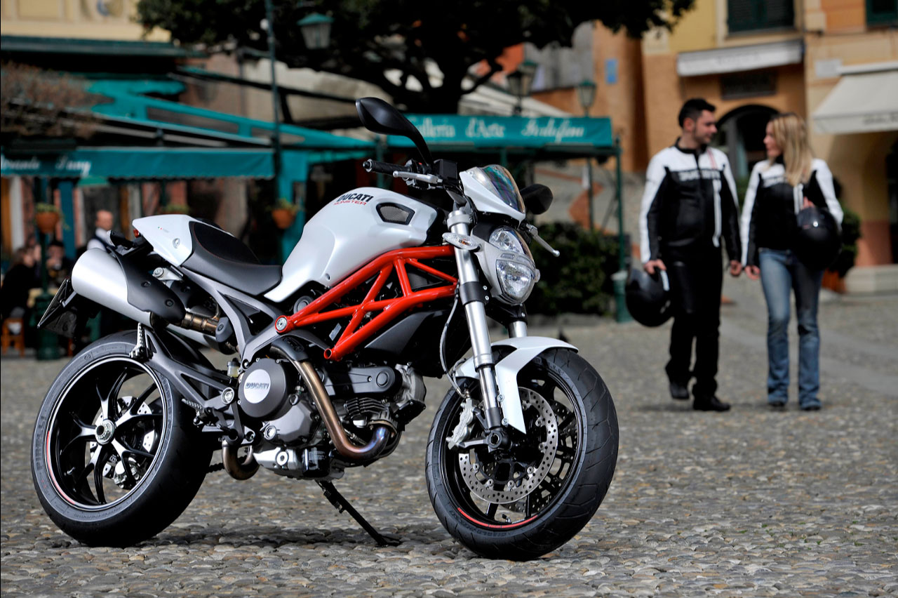 2011 Ducati Monster 796