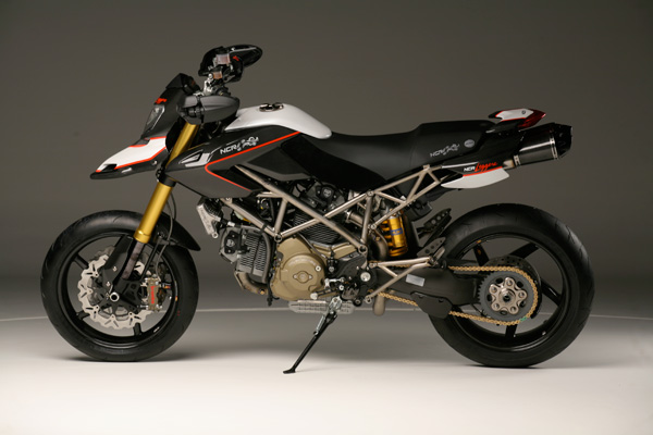 NCR Leggera Hypermotard