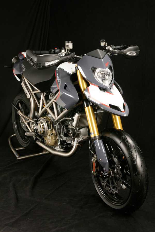 NCR Leggera Hypermotard