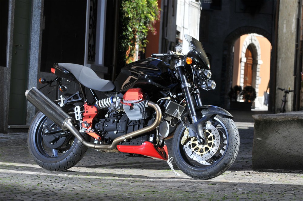 Ghezzi-Brian Moto Guzzi V11 Streetfighter