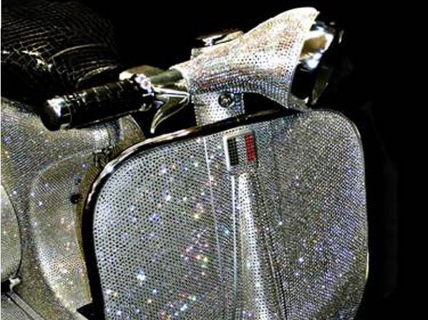 1961 Vespa mit Swarovski