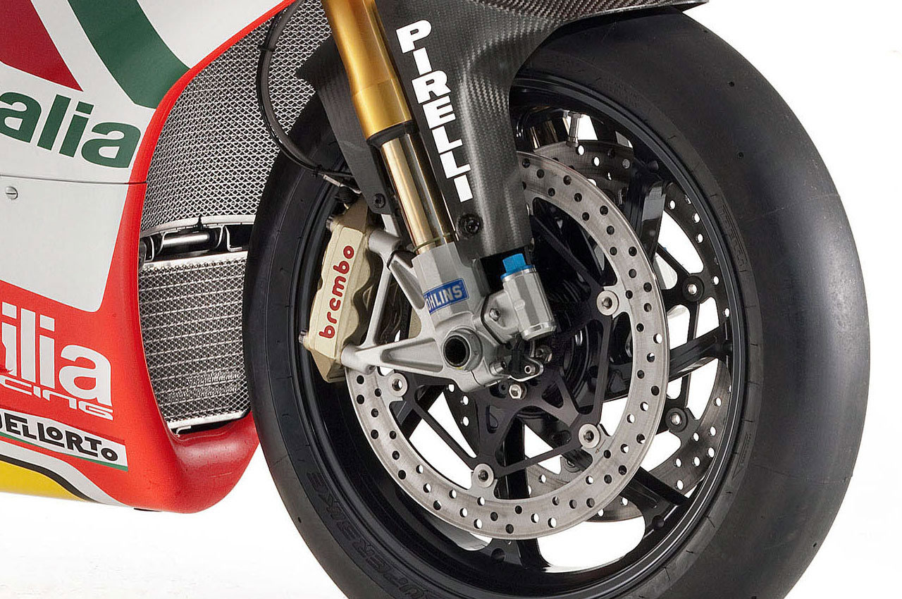Aprilia RSV4 Max Biaggi Replica