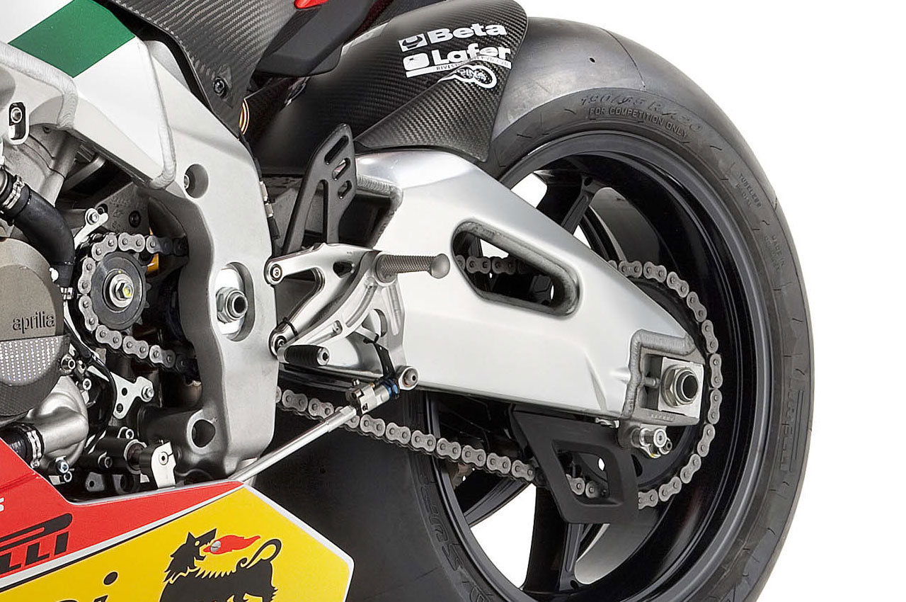Aprilia RSV4 Max Biaggi Replica