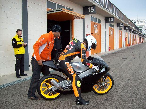 KTM testet 350ccm Bike für die Moto3