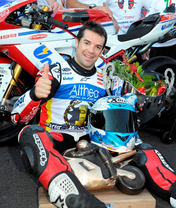 WSBK Weltmeister Carlos Checa