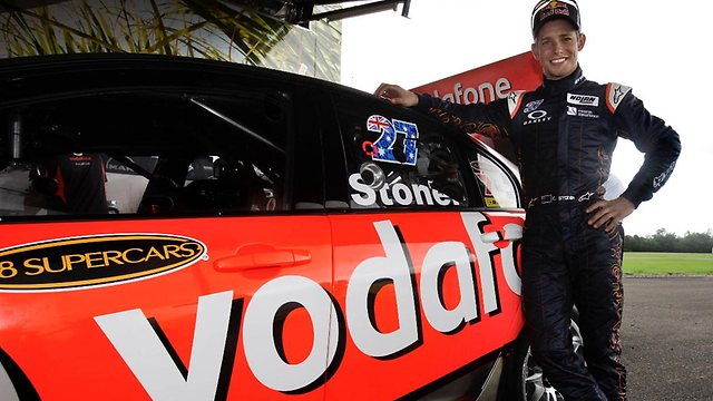 2011 Casey Stoner Test V8 Supercars im Vodafon Team