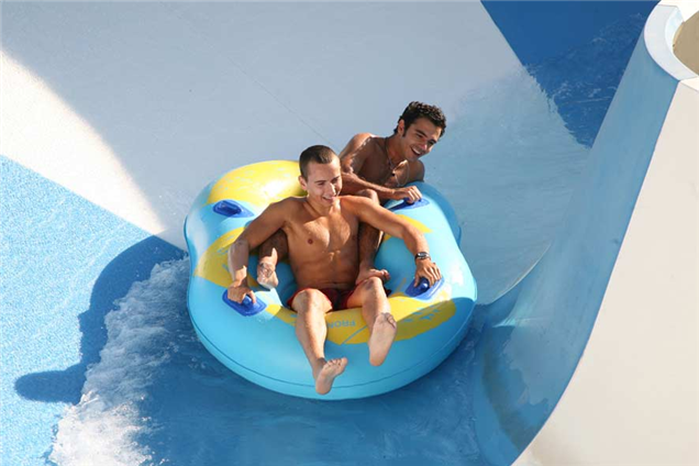 Jorge Lorenzo im Aquafan in Riccione