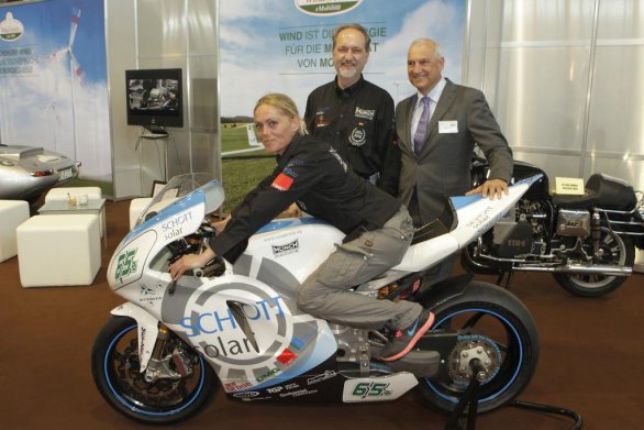 Katja Poensgen im Münch Racing Team auf E-Bike