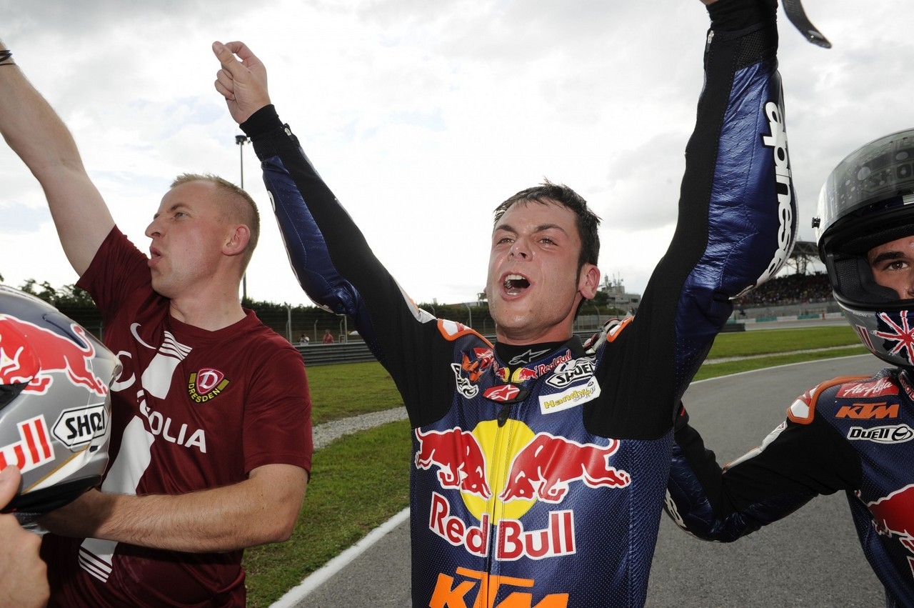 Sandro Cortese ist Moto3 Weltmeister