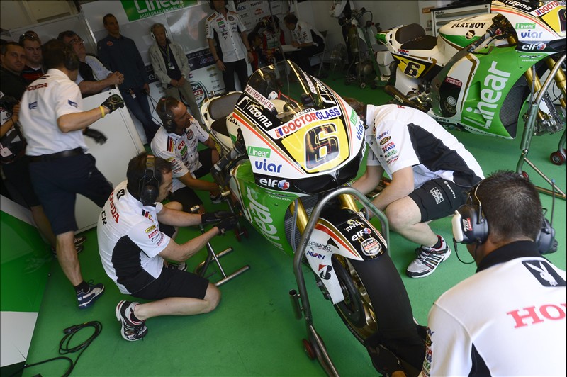 Stefan Bradl LCR Honda Linear Sponsor in Estoril