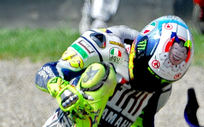 2010 Valentino Rossi mit Jolly Joker Helm und Dainese D-Air Airbag